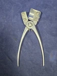 Vintage Unbranded Pecan Nut Cracker Kitchen Tool - A2560. Fixed Price $6.95.