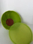 Hutzler Salad Saver Storage Bowl W/ Lid - Keep Lettuce Spinach Kale Fresh Longer. Fixed Price $13.00.