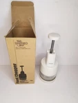 The Pampered Chef Zyliss Food Chopper #2580 Made In Switzerland. Fixed Price $16.99.